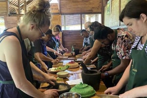 Aula de culinária tradicional balinesa e visita ao mercado