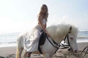 Ubud: 1 Stunde Strand Reiten mit Transfer