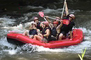 Ubud : aventure guidée en rafting sur la rivière Ayung avec déjeuner