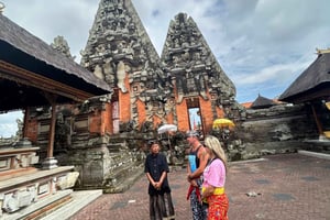 Ubud: dança Barong, templo e casa balinesa