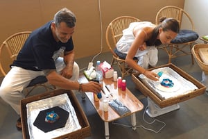 Ubud: Kunstverksted for å lage din egen flytende maleri