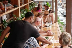 Ubud: cena al RENA Kitchen & Bar vicino al Palazzo di Ubud