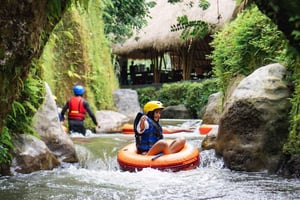 Ubud: River Cave Tubing-eventyr med lunsj