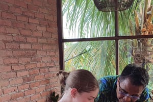 Убуд: мастер-класс по изготовлению серебряных украшений с доступом к бассейну