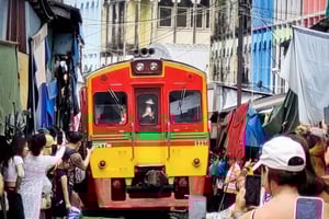 Fantastiska Maeklong Railway Market [endast på fre, lör, sön]