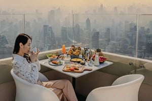 Bangkok: desayuno bufé en el balcón del piso 81 del Baiyoke Sky