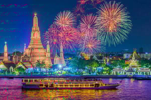 Bangkok: crociera sul Chao Phraya con buffet di lusso e ponte scoperto