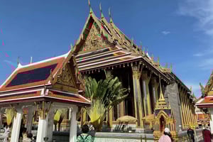 Bangkok: tour a piedi guidato del Gran Palazzo e di Wat Phra Kaew