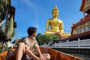 Bangkok : sortie en bateau au palais royal, aux temples et à la porte de l'eau