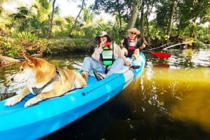 Bangkok - en tur med Dold kajakpaddling och båttur med elektrisk longtailbåt