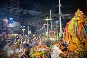Bangkok; Huai Khwang Fortune Wealth & Career Blessing Tour