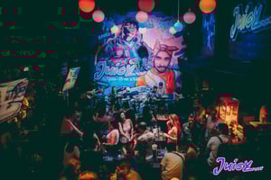 Bangkok natcrawl: Rooftop Bar, Soi Cowboy, GoGo og klubber