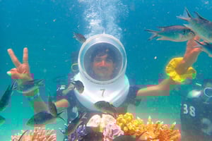 Bangkok ja Pattaya: VIP-päiväkierros Koh Larnille ja vesiurheilua