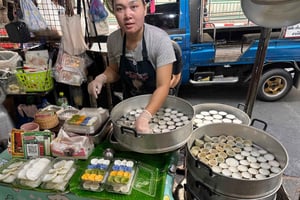 Bangkok: Wang Lang Siriraj Foodtour & Thai-Barbecue