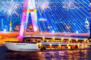 Banguecoque: White Orchid Chao Phraya Dinner Cruise cerveja grátis