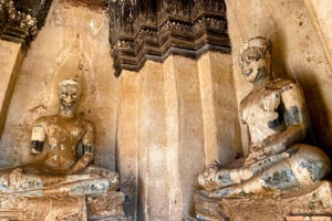 Bangkokista: Ayutthayan temppelit ja Bang Pa-Inin palatsi