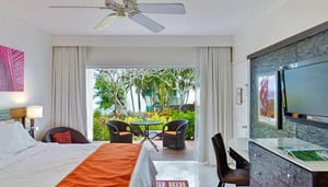 Elegant Hotels - Crystal Cove