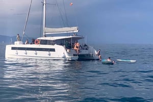 3h Sailing & Swim & Tapas: Gastronomic Esperience Barcelona