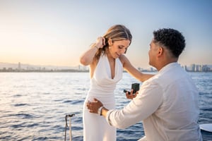 Barcelone : demande en mariage en catamaran