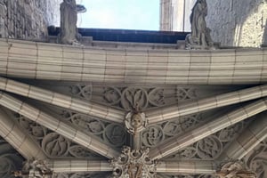 Barcelona: Merkverdige sagn og tradisjoner