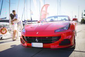 Barcelona: Jazda samochodem Ferrari i żeglowanie