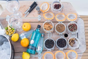 Barcelona: Gin-Tonic-Workshop und Segeltörn bei Sonnenuntergang