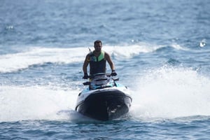 Barcelona: Aluguel de jet ski (sem necessidade de licença)