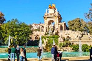 Barcelona: Old Town Private Walking Tour of Past and Present