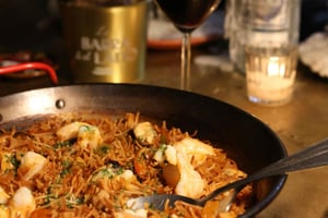 Barcelona: Private Cooking Class with Tapas, Paella & Wine