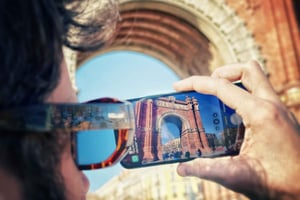 Barcelona: Private Phone Photography Class - Park & Old Town