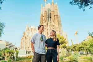 Barcelona: Professionell fotografering utanför Sagrada Familia