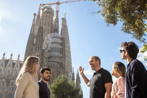Sagrada Família com Guia Oficial e Entrada Rápida