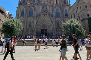 Barcelona's Old Quarter Hidden Corners with Food & Wine