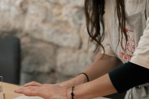 clase de cerámica en el barrio gótico de barcelona