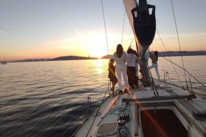 Tour en barco privado, Barcelona, Badalona, hasta 9 personas.