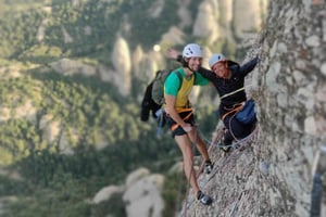 モンセラートでのロッククライミング - バルセロナ