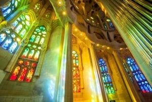 Barcelona: Ticket für die Sagrada Familia mit Audioguide