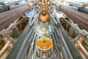 Barcellona: biglietto di ingresso prioritario e tour della Sagrada Familia