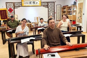 Tour culturale pratico di Pechino: tè, strumenti musicali, calligrafia