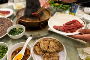 Beijing Hutong Food Crawl Köstlichkeiten: Peking-Ente, Hotpot&Mehr