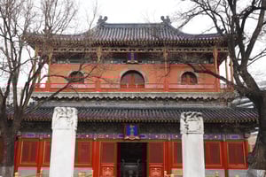 Hutong Walk: A Buddhist Temple Hidden in Hutong