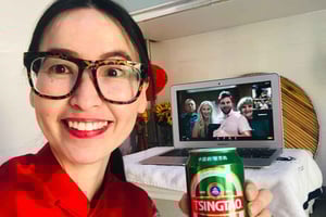 Aula de culinária on-line sobre bolinhos de Beijing com o chef Sunflower Li