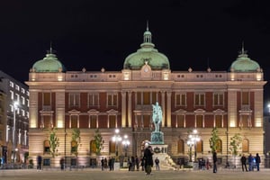 Fängslande privatvandring i Belgrads museer med insiderberättelser