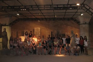 Belgrade: Underground Tour with Glass of Wine