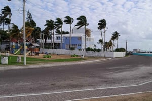 Belize City: City Highlights and Rum Tasting