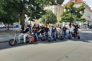 Berlin: 2-timmars guidad stadsvandring på en Fat Scooter