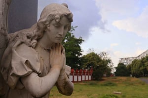 Берлин: пешая экскурсия по историческому кладбищу Инвалиденфридхоф