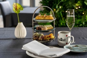 Aperitivo sul tetto al ristorante Reichstag Käfer