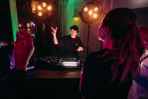 Berlin’s First Beat: Techno Warm-Up Experience