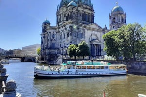 Берлин: прогулка по Шпрее на теплоходе с экскурсоводом